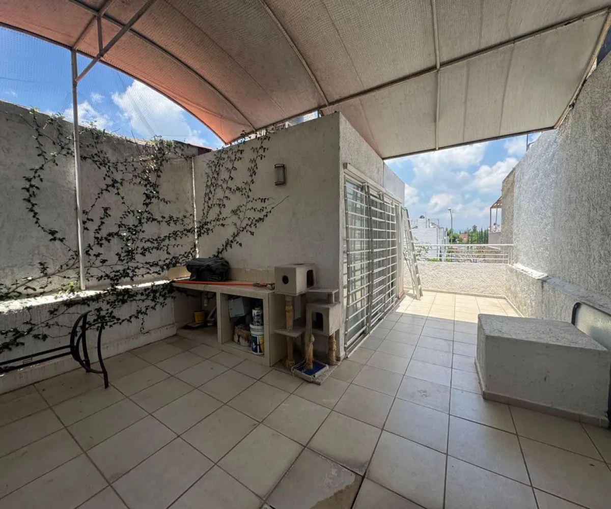 Casa En Venta,Hacienda Las Palomas,Avenida San Mateo 2003, Zapopan, Jalisco 45200, 3 Habitaciones,3 Baños,Avenida San Mateo,3,pBr4FuI