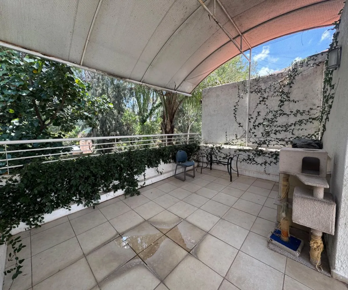 Casa En Venta,Hacienda Las Palomas,Avenida San Mateo 2003, Zapopan, Jalisco 45200, 3 Habitaciones,3 Baños,Avenida San Mateo,3,pBr4FuI