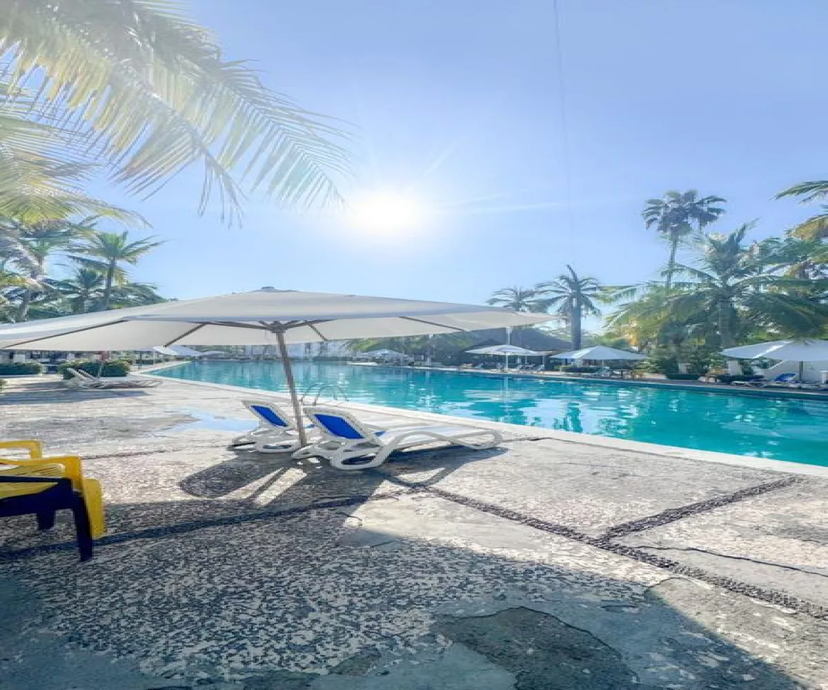 Departamento En Venta,Club Santiago,Boulevard Miguel de la Madrid 722, Manzanillo, Colima 28868, 1 Cuarto,1 Baño,Boulevard Miguel de la Madrid,2,pslK0NJ