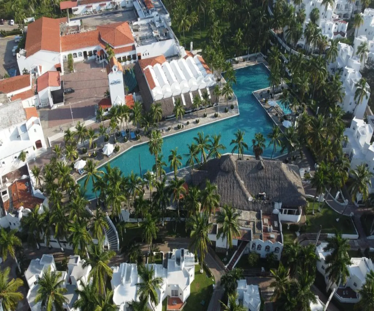 Departamento En Venta,Club Santiago,Boulevard Miguel de la Madrid 722, Manzanillo, Colima 28868, 1 Cuarto,1 Baño,Boulevard Miguel de la Madrid,2,pslK0NJ