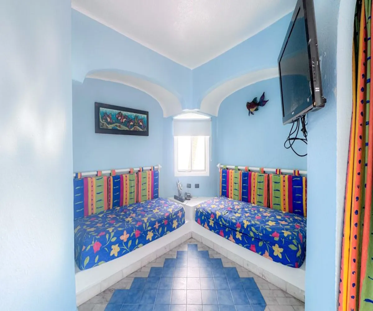 Departamento En Venta,Club Santiago,Boulevard Miguel de la Madrid 722, Manzanillo, Colima 28868, 1 Cuarto,1 Baño,Boulevard Miguel de la Madrid,2,pslK0NJ