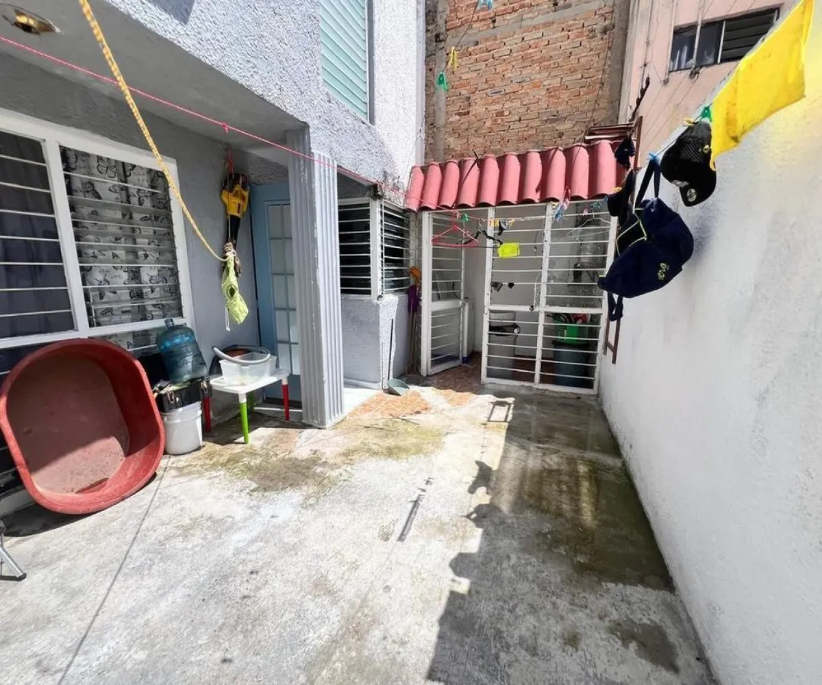 Casa En Venta,Lomas de Zapopan,Calle Trafalgar 2202, Zapopan, Jalisco 45130, 3 Habitaciones,2 Baños,Calle Trafalgar,2,pChxrv6