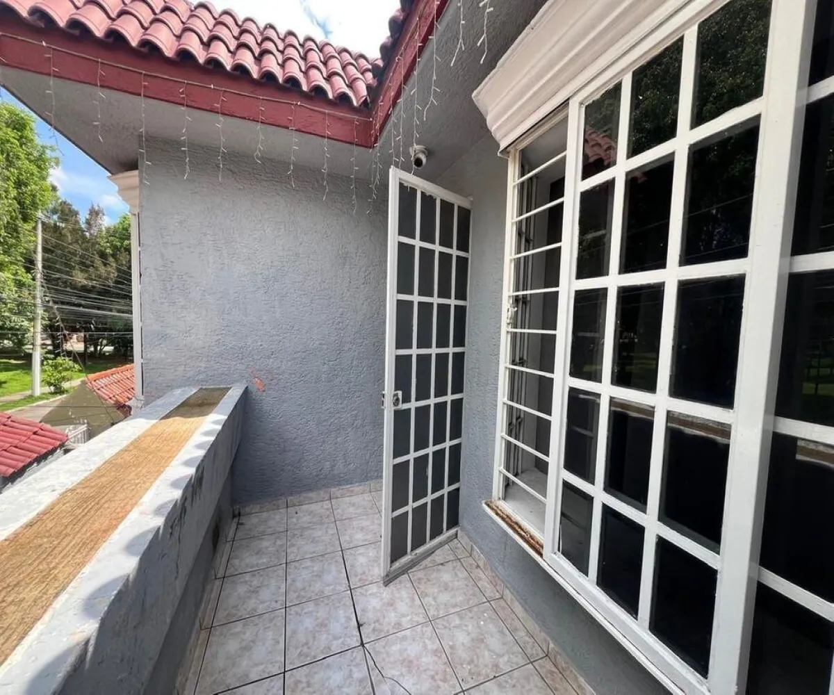 Casa En Venta,Lomas de Zapopan,Calle Trafalgar 2202, Zapopan, Jalisco 45130, 3 Habitaciones,2 Baños,Calle Trafalgar,2,pChxrv6