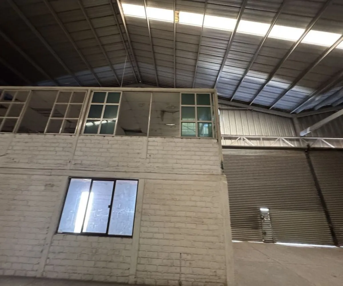 Bodega En Renta,Lázaro Cárdenas,Calle Nueva Galicia 22, San Pedro Tlaquepaque, Jalisco 45590,1 Baño,Calle Nueva Galicia,1,pctM7eJ