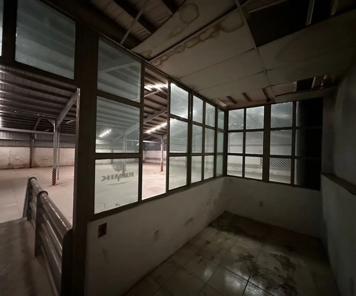 Bodega En Renta,Lázaro Cárdenas,Calle Nueva Galicia 22, San Pedro Tlaquepaque, Jalisco 45590,1 Baño,Calle Nueva Galicia,1,pctM7eJ