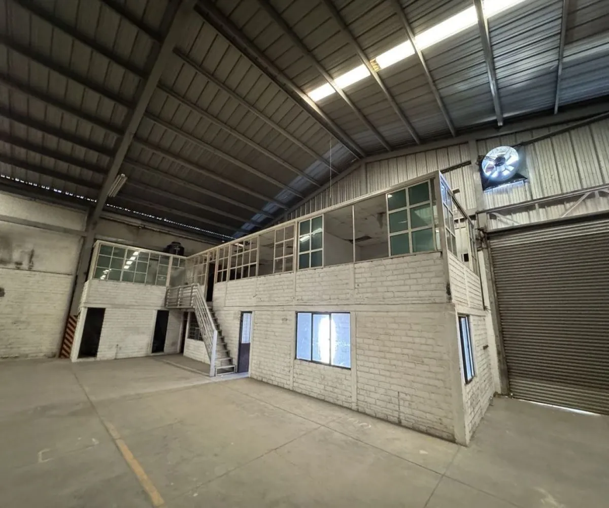 Bodega En Renta,Lázaro Cárdenas,Calle Nueva Galicia 22, San Pedro Tlaquepaque, Jalisco 45590,1 Baño,Calle Nueva Galicia,1,pctM7eJ