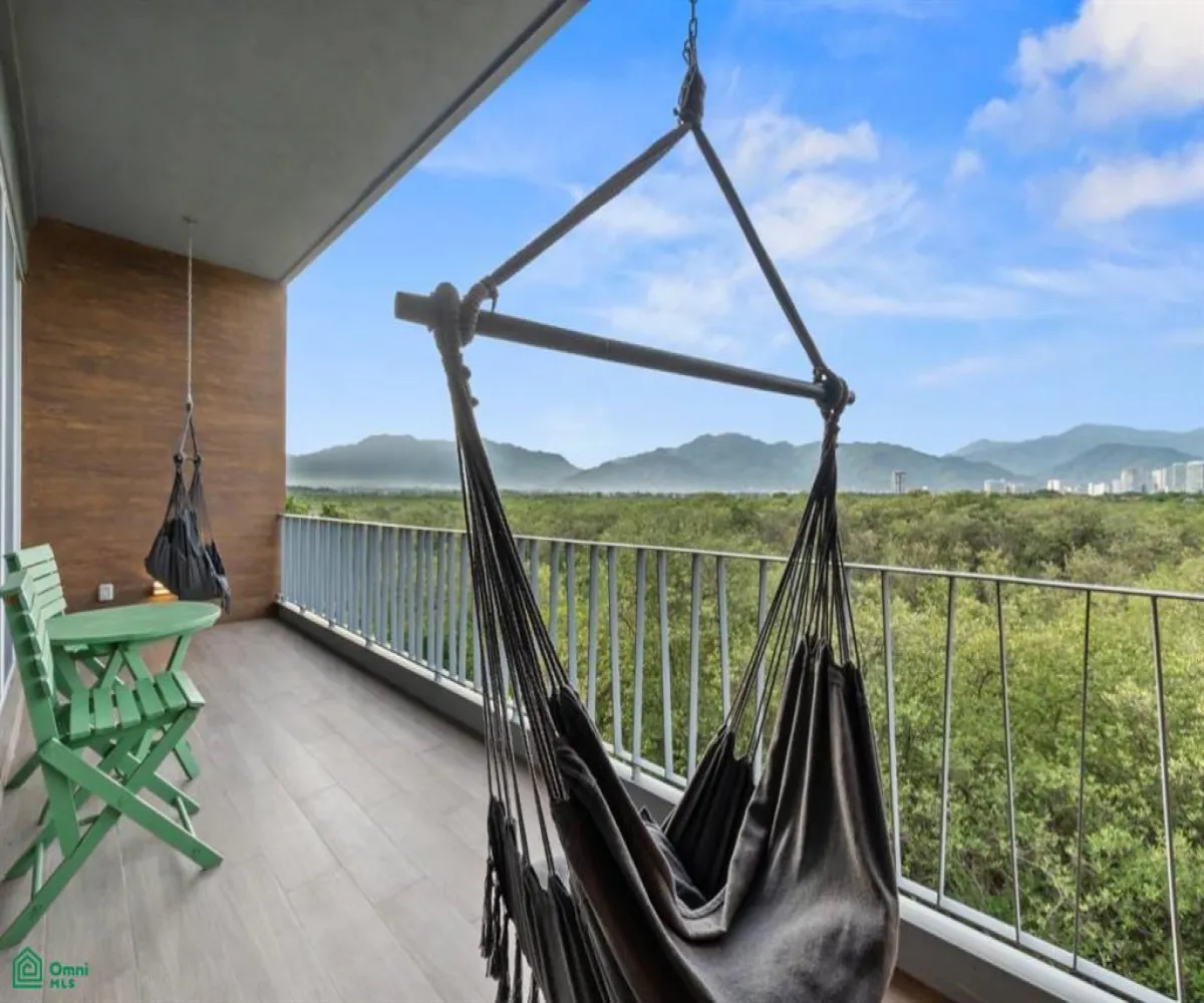 Departamento En Venta,Villa las Flores,Industrias 154 Int 32, Puerto Vallarta, Jalisco 48335, 1 Cuarto,1 Baño,Industrias,3,MX25984550