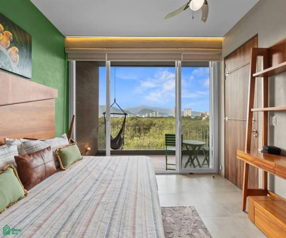 Departamento En Venta,Villa las Flores,Industrias 154 Int 32, Puerto Vallarta, Jalisco 48335, 1 Cuarto,1 Baño,Industrias,3,MX25984550