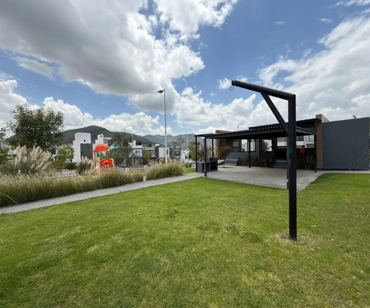 Casa En Venta,Senderos de Monte Verde,Boulevard Senderos de Monteverde 179 130, Tlajomulco de Zúñiga, Jalisco 45640, 3 Habitaciones,2 Baños,Boulevard Senderos de Monteverde,1,pmcqIHF