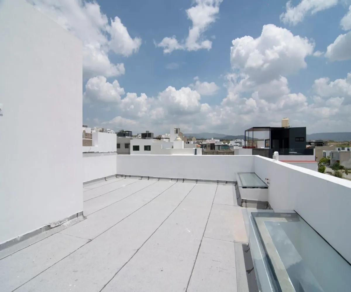 Casa En Venta,Senderos de Monte Verde,Boulevard Senderos de Monteverde 179 130, Tlajomulco de Zúñiga, Jalisco 45640, 3 Habitaciones,2 Baños,Boulevard Senderos de Monteverde,1,pmcqIHF