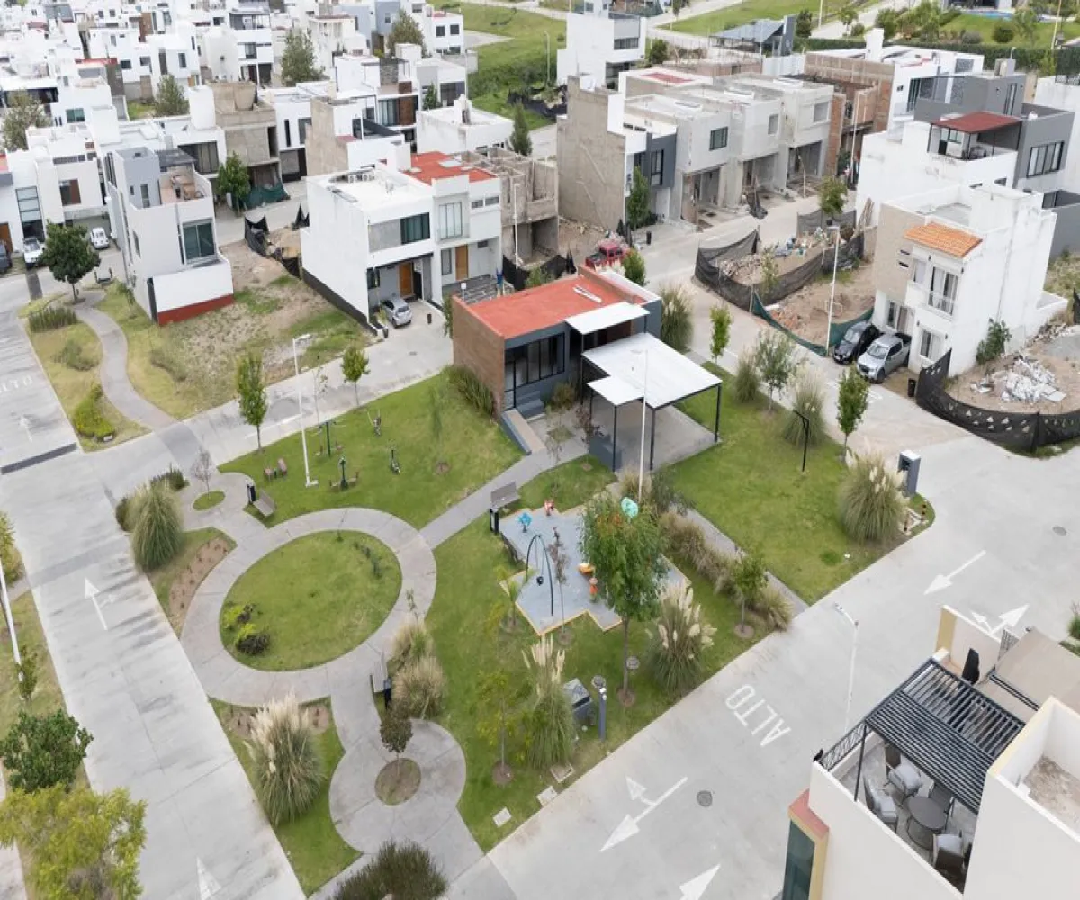 Casa En Venta,Senderos de Monte Verde,Boulevard Senderos de Monteverde 179 130, Tlajomulco de Zúñiga, Jalisco 45640, 3 Habitaciones,2 Baños,Boulevard Senderos de Monteverde,1,pmcqIHF