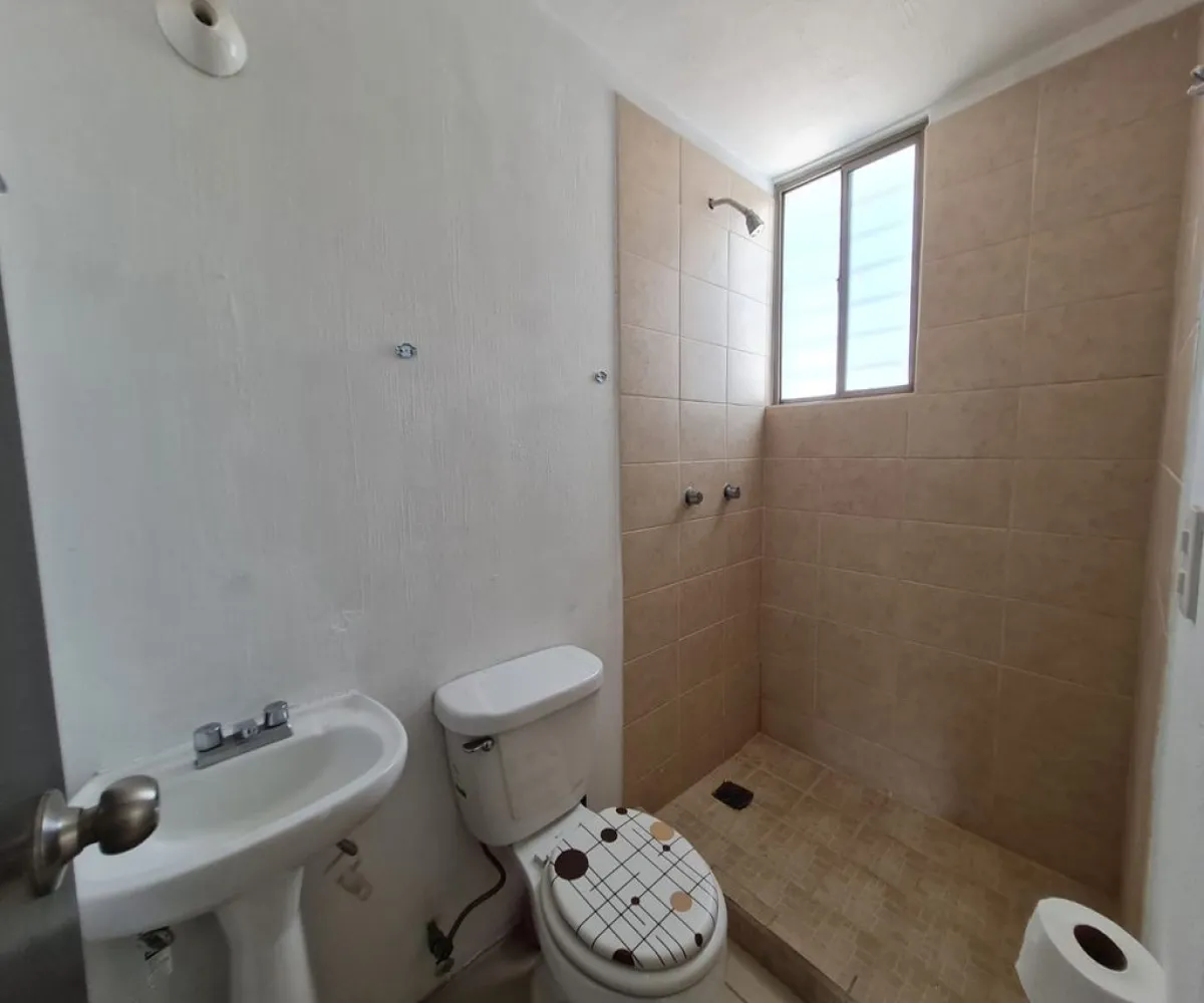 Casa En Venta,Los Treboles,LOS TREBOLES |, Jal., Jalisco 45200, 3 Habitaciones,1 Baño,LOS TREBOLES,1,pdDwu13