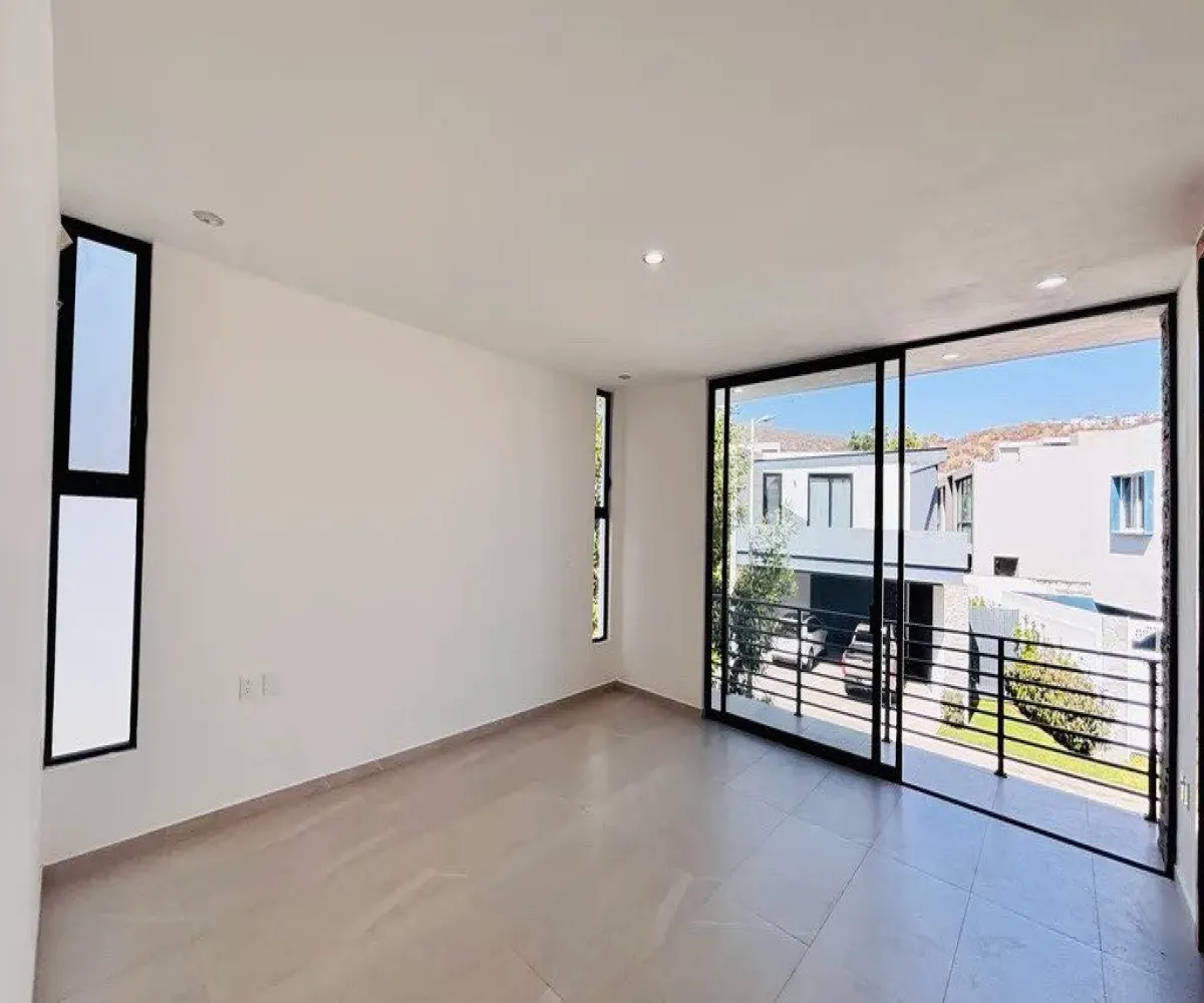 Casa En Venta,Fracc Ciudad Bugambilia,Azaleas 000, Zapopan, Jalisco 45237, 4 Habitaciones,4 Baños,Azaleas,1,pjZYXGy