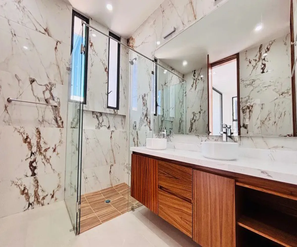 Casa En Venta,Fracc Ciudad Bugambilia,Azaleas 000, Zapopan, Jalisco 45237, 4 Habitaciones,4 Baños,Azaleas,1,pjZYXGy