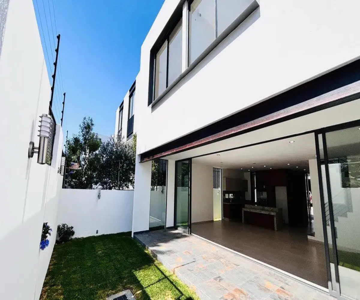 Casa En Venta,Fracc Ciudad Bugambilia,Azaleas 000, Zapopan, Jalisco 45237, 4 Habitaciones,4 Baños,Azaleas,1,pjZYXGy