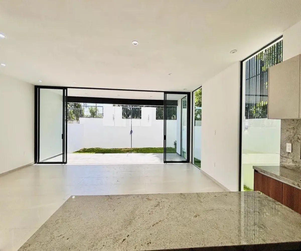 Casa En Venta,Fracc Ciudad Bugambilia,Azaleas 000, Zapopan, Jalisco 45237, 4 Habitaciones,4 Baños,Azaleas,1,pjZYXGy