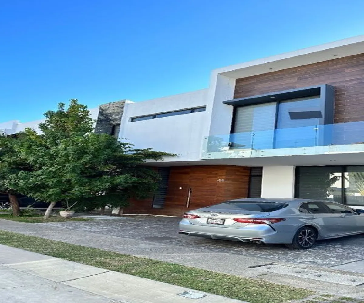 Casa En Renta,Los Gavilanes Poniente,Avenida Punto Sur 6387, Tlajomulco de Zúñiga, Jalisco 45645, 4 Habitaciones,4 Baños,Avenida Punto Sur,2,p3D7NGX