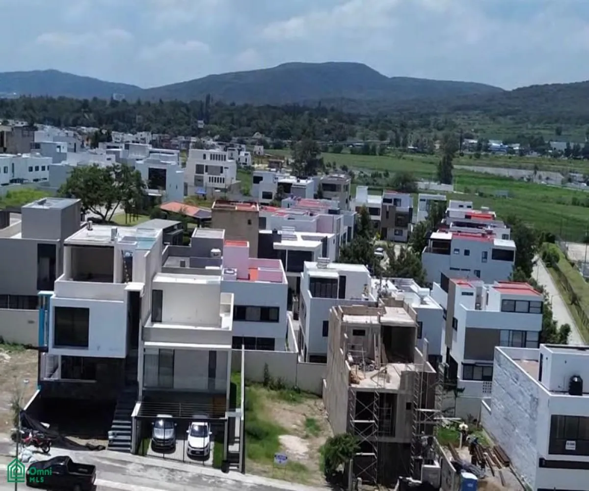 Terreno En Venta,Fraccionamiento Bosques Vallarta,Paseo de la Estrella 3739, Zapopan, Jalisco 45222,Paseo de la Estrella,MX25986578