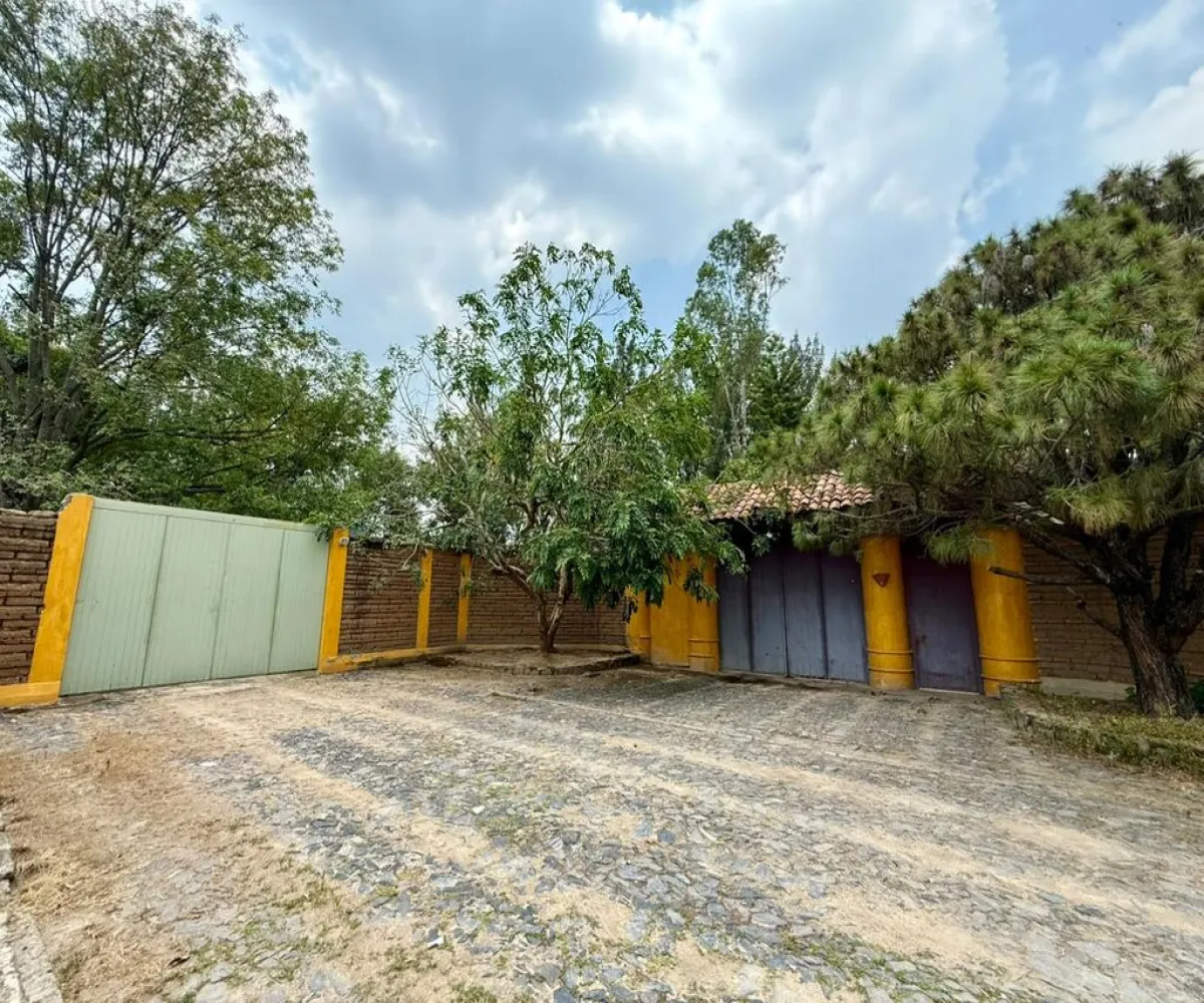 En Renta,La Mojonera,Paseo Los Naranjos S/N, Zapopan, Jalisco 45019,8 Baños,Paseo Los Naranjos,1,ptlt0bh