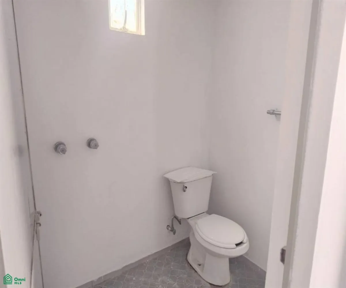 Casa En Venta,Independencia Oriente,Sierra Nevada 1237, Guadalajara, Jalisco 44340, 3 Habitaciones,1 Baño,Sierra Nevada,2,MX25987324