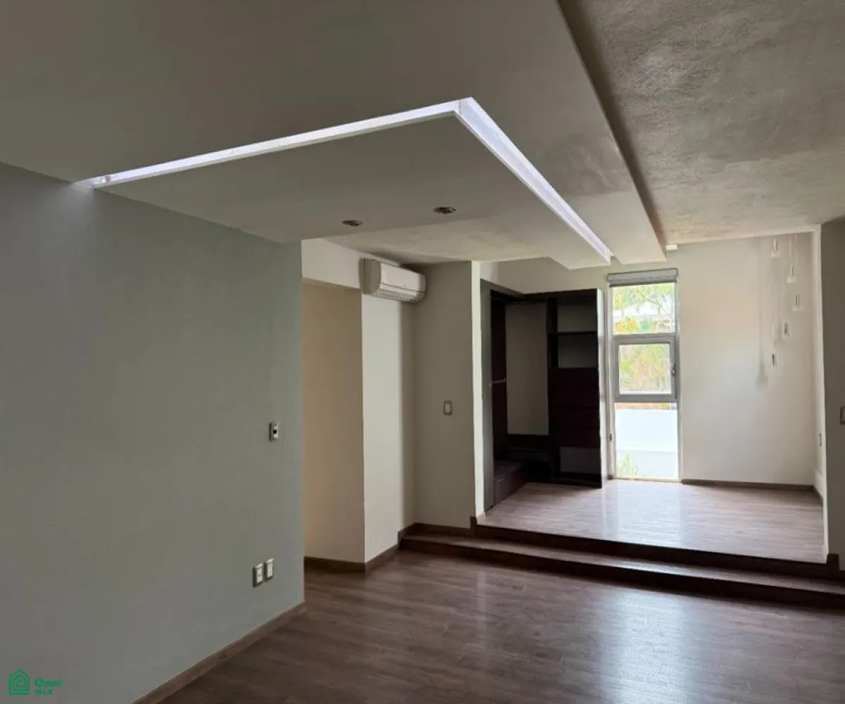 Casa En Venta,Bugambilias,Av. de las Magnolias 191, Zapopan, Jalisco 45238, 4 Habitaciones,4 Baños,Av. de las Magnolias,2,MX25987525