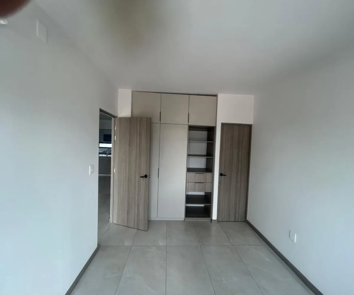 Departamento En Venta,Obrera,Calle General San Martín 584, Guadalajara, Jalisco 44140, 1 Cuarto,1 Baño,Calle General San Martín,1,pwnmxu0