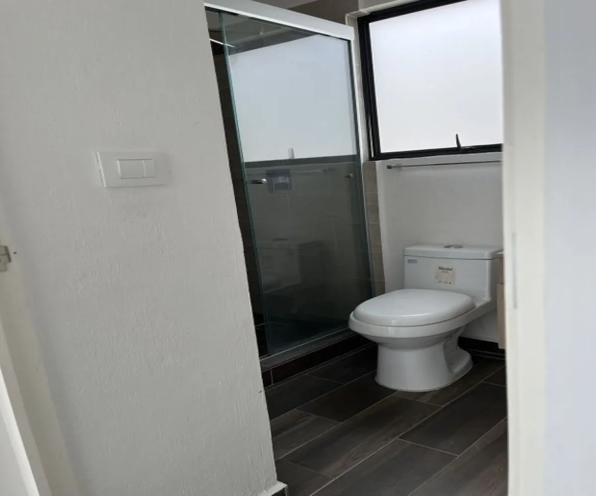 Casa En Venta,Avenida Adamar 1216, Tlajomulco de Zúñiga, Jalisco 45650, 3 Habitaciones,2 Baños,Avenida Adamar,1,pmV8Bws