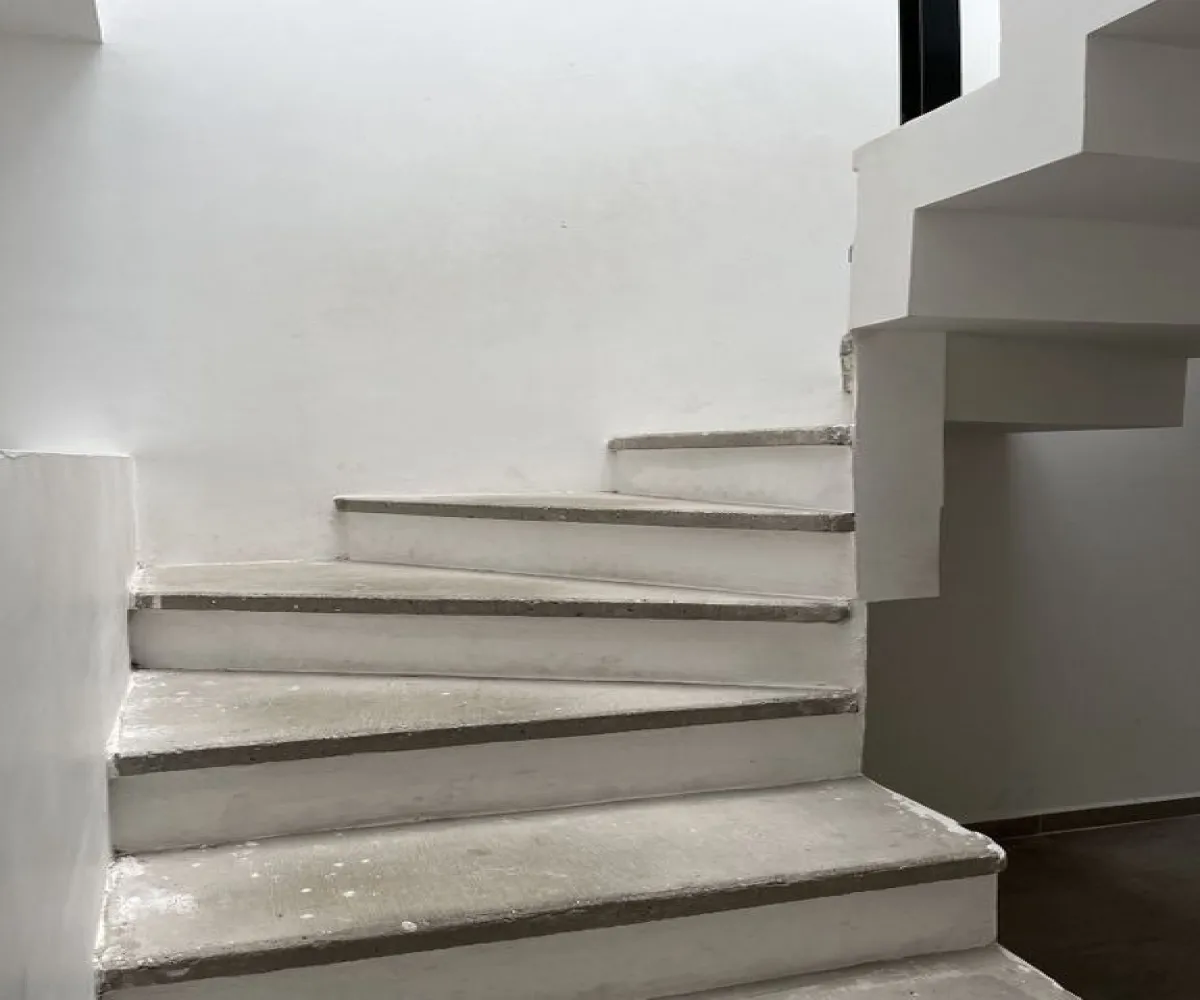 Casa En Venta,Avenida Adamar 1216, Tlajomulco de Zúñiga, Jalisco 45650, 3 Habitaciones,2 Baños,Avenida Adamar,1,pmV8Bws