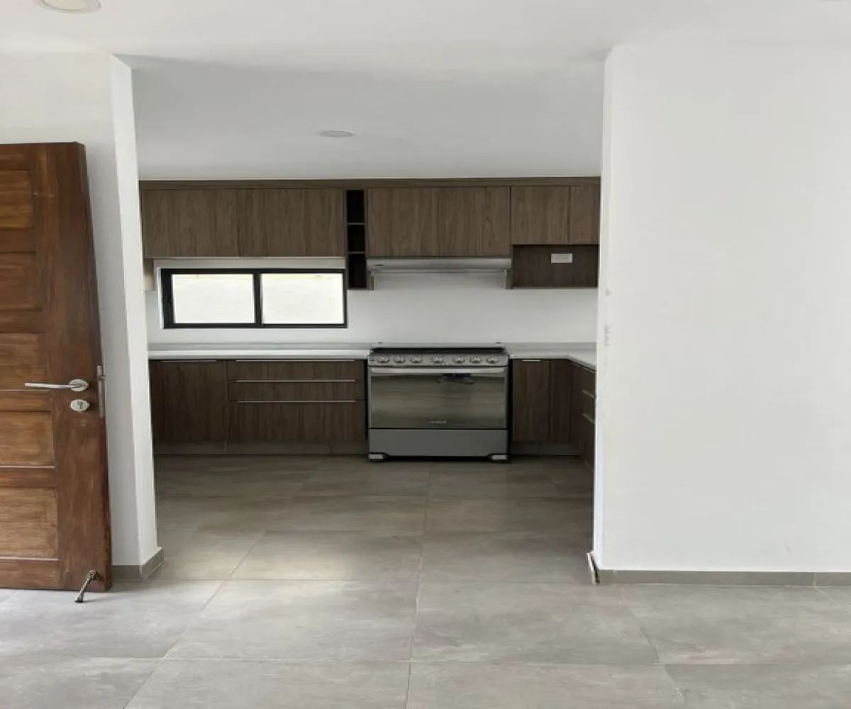 Casa En Venta,Avenida Adamar 1216, Tlajomulco de Zúñiga, Jalisco 45650, 3 Habitaciones,2 Baños,Avenida Adamar,1,pmV8Bws