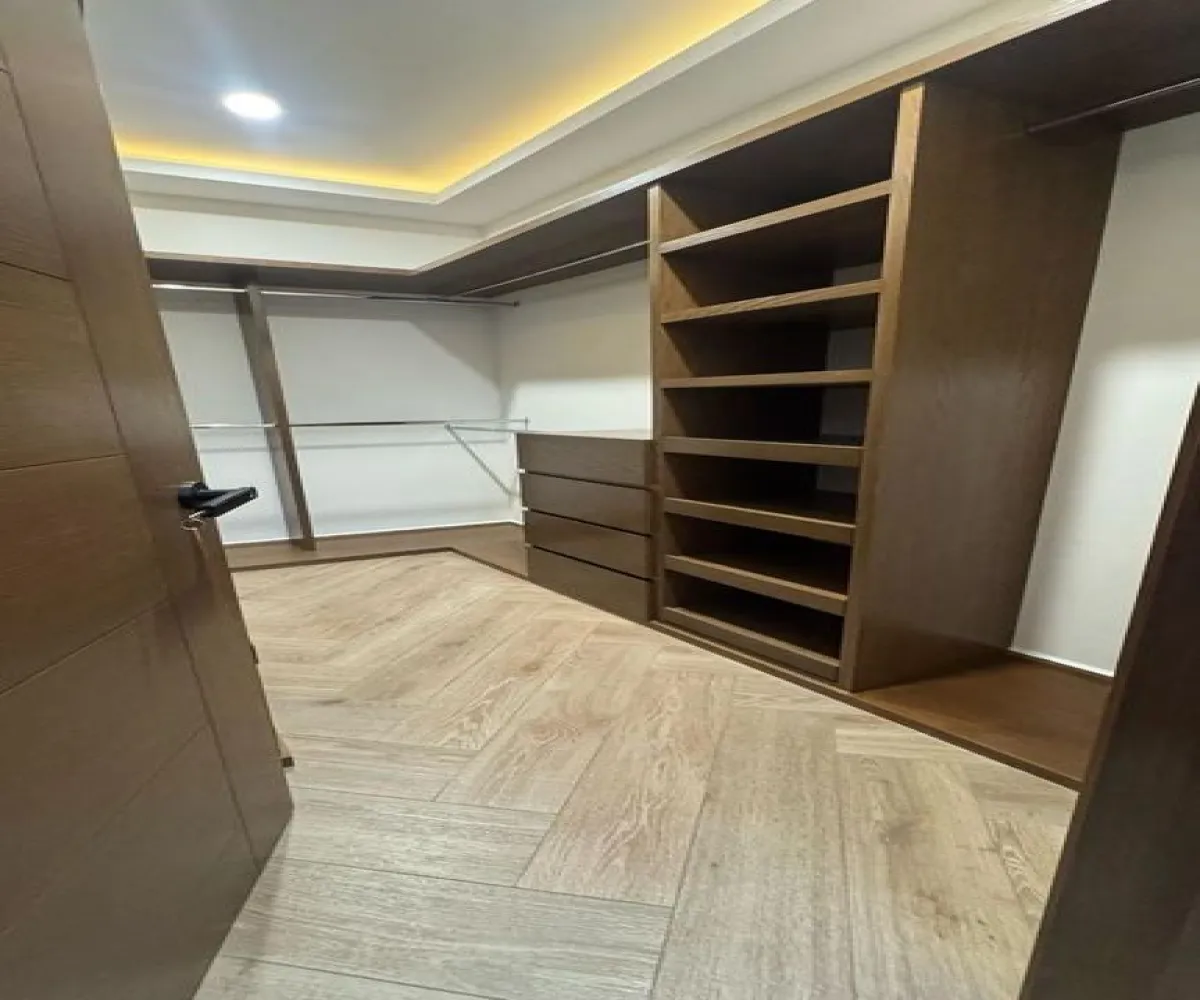 Casa En Venta,Bugambilias,Bugambilias 2da Sección S/N, Zapopan, Jalisco 45237, 3 Habitaciones,4 Baños,Bugambilias 2da Sección,1,pios3by