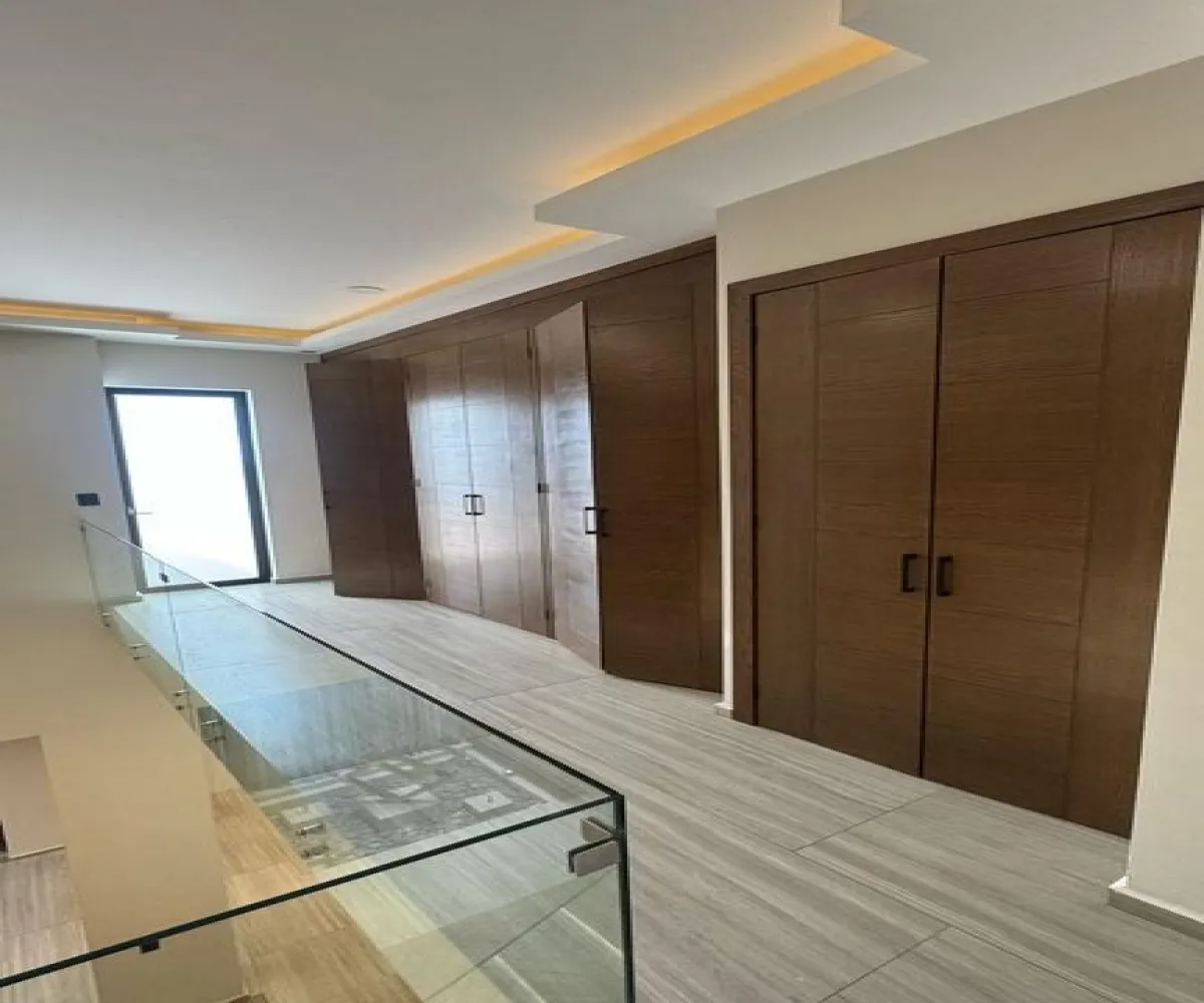 Casa En Venta,Bugambilias,Bugambilias 2da Sección S/N, Zapopan, Jalisco 45237, 3 Habitaciones,4 Baños,Bugambilias 2da Sección,1,pios3by