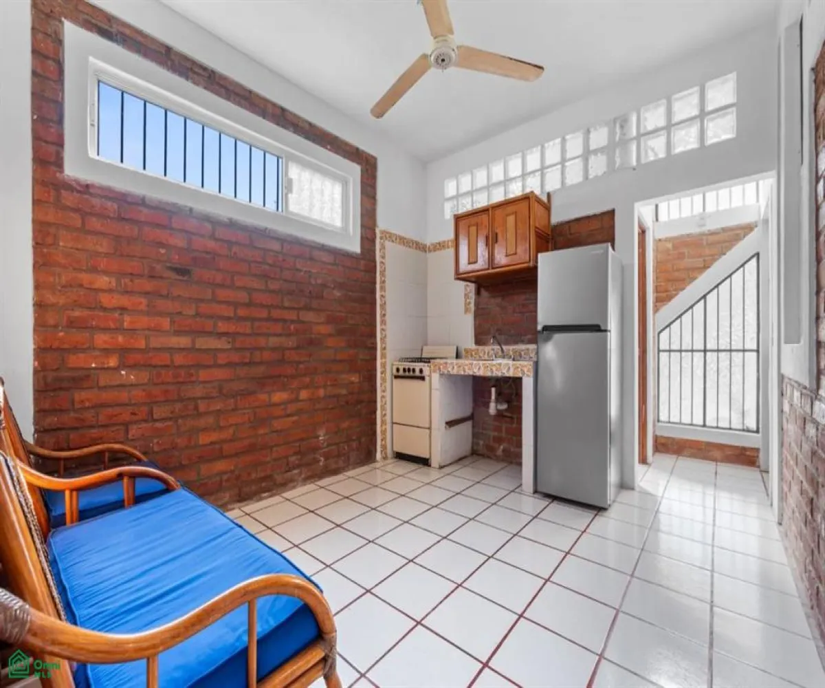 Casa En Venta,Aramara,Privada Oceano Pacifico 132, Puerto Vallarta, Jalisco 48314, 11 Habitaciones,4 Baños,Privada Oceano Pacifico,2,MX25987932