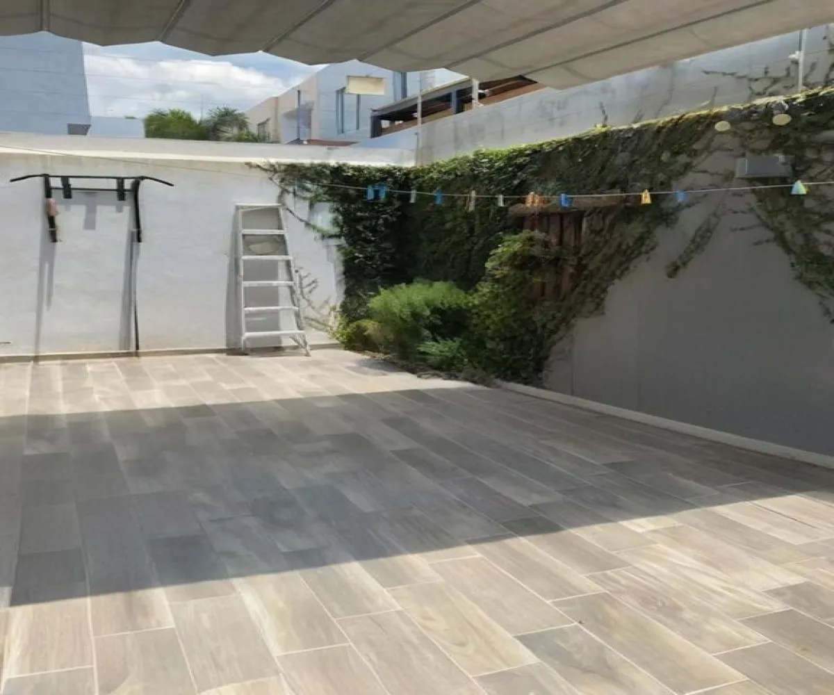 Casa En Venta,Real San Ignacio,Avenida Camino Real a Colima 889 19, Tlajomulco de Zúñiga, Jalisco 45645, 1 Cuarto,1 Baño,Avenida Camino Real a Colima,2,p8UO7r7