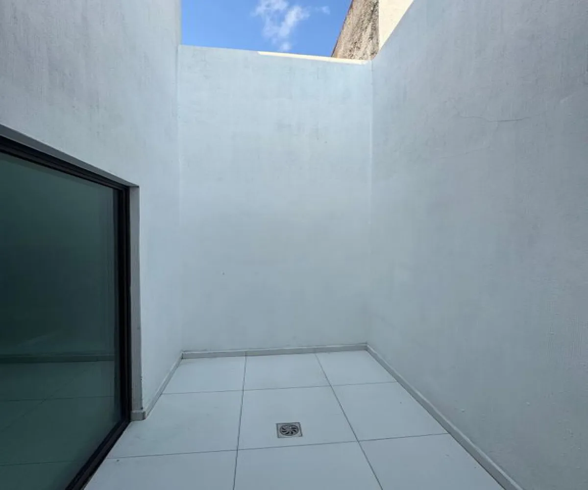 Casa En Venta,Avenida Valle de Atemajac 1931, Zapopan, Jalisco 45136, 4 Habitaciones,2 Baños,Avenida Valle de Atemajac,1,pxuA9FN