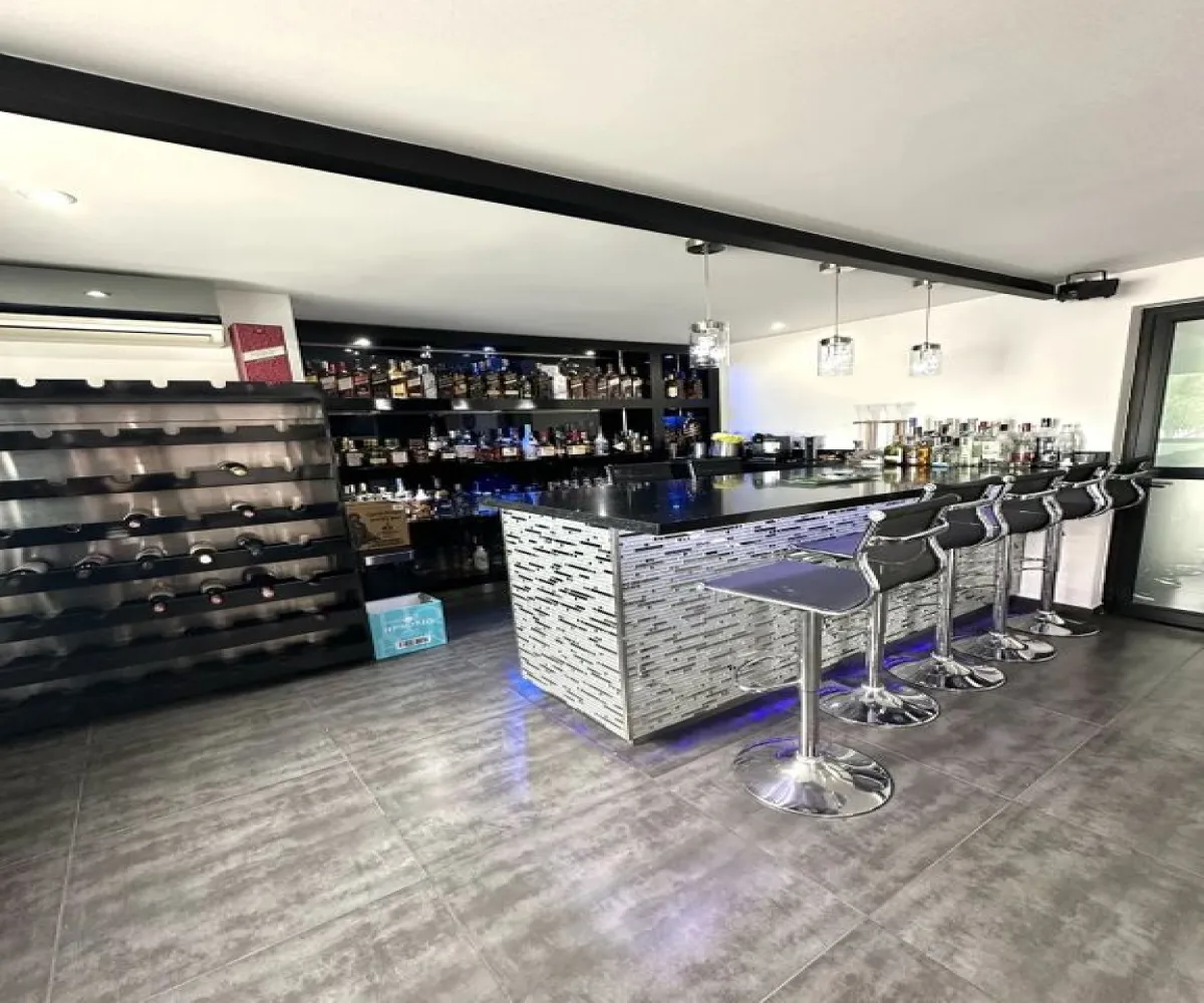 Casa En Venta,Jardín Real,Jardín del Crisantemo S/N, Zapopan, Jalisco 45136, 4 Habitaciones,3 Baños,Jardín del Crisantemo,1,ptrVuCK