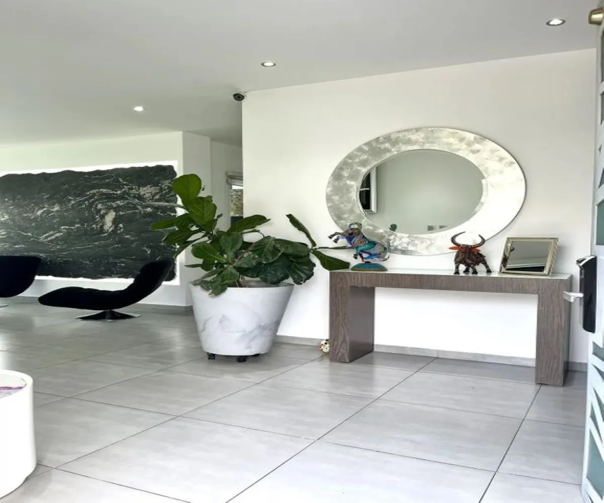 Casa En Venta,Jardín Real,Jardín del Crisantemo S/N, Zapopan, Jalisco 45136, 4 Habitaciones,3 Baños,Jardín del Crisantemo,1,ptrVuCK