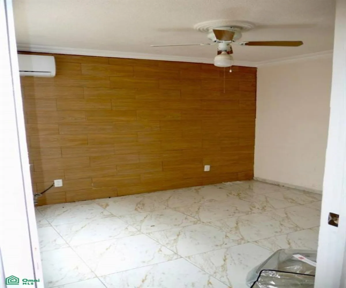 Casa En Venta,Altamira,Av. Aviación 3905, Zapopan, Jalisco 45160, 3 Habitaciones,3 Baños,Av. Aviación,MX25989006