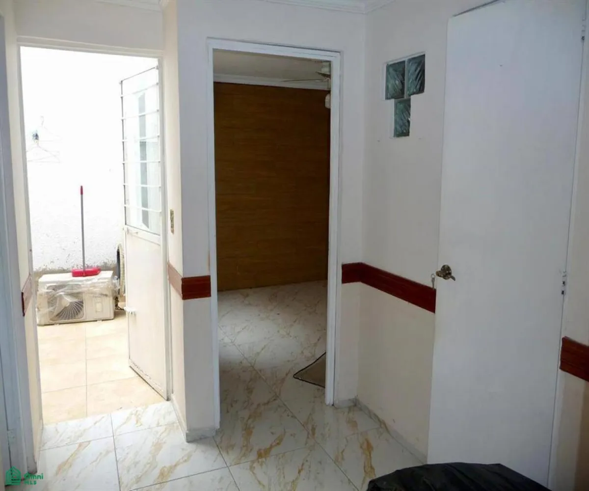 Casa En Venta,Altamira,Av. Aviación 3905, Zapopan, Jalisco 45160, 3 Habitaciones,3 Baños,Av. Aviación,MX25989006