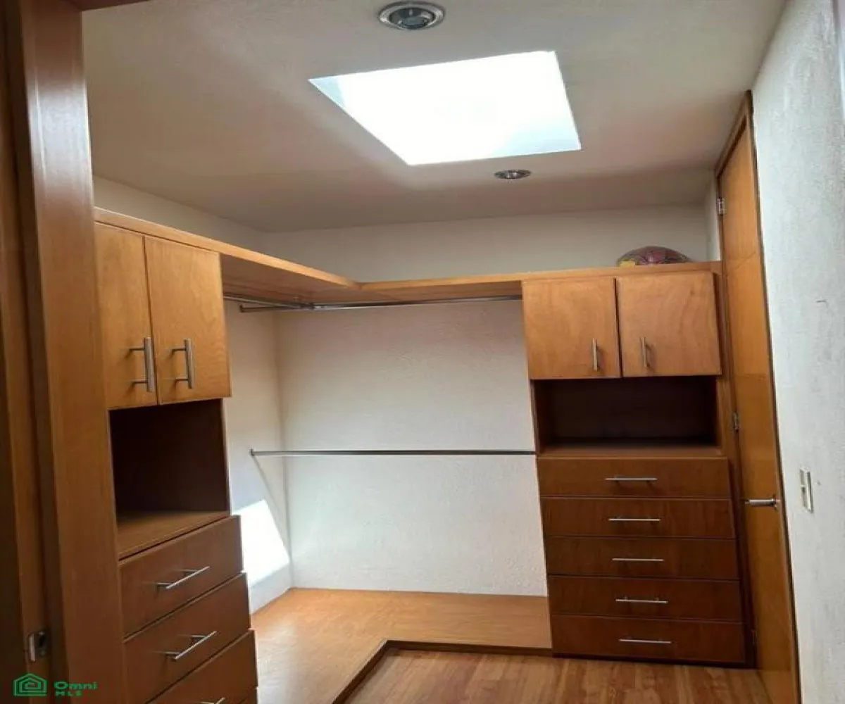 Casa En Venta,Altamira,Av. Aviación 3905, Zapopan, Jalisco 45160, 3 Habitaciones,3 Baños,Av. Aviación,MX25989006
