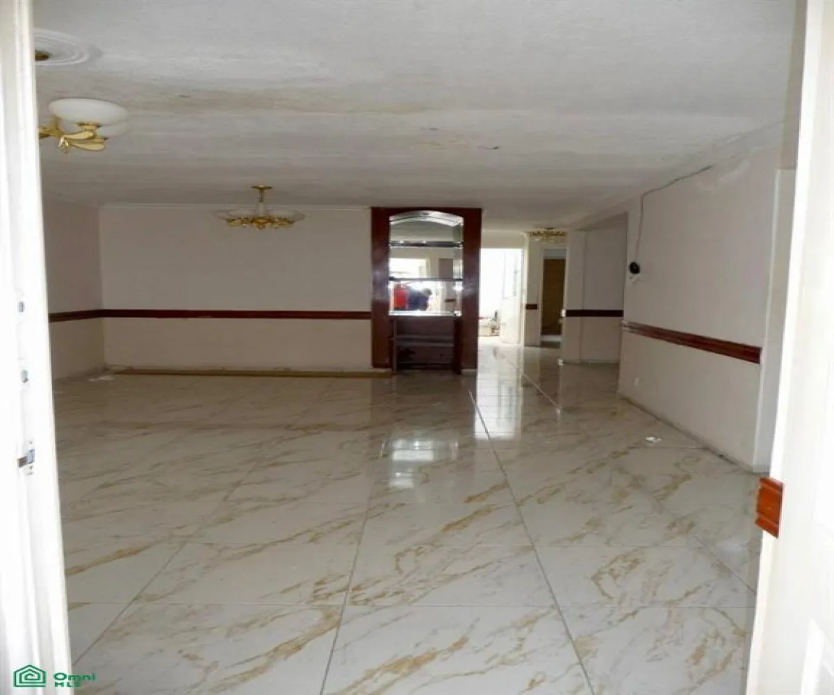 Casa En Venta,Altamira,Av. Aviación 3905, Zapopan, Jalisco 45160, 3 Habitaciones,3 Baños,Av. Aviación,MX25989006