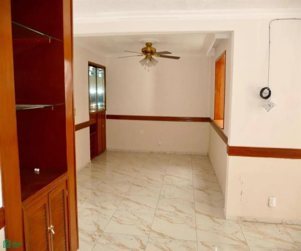 Casa En Venta,Altamira,Av. Aviación 3905, Zapopan, Jalisco 45160, 3 Habitaciones,3 Baños,Av. Aviación,MX25989006