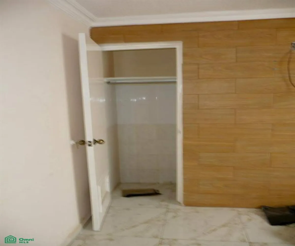 Casa En Venta,Altamira,Av. Aviación 3905, Zapopan, Jalisco 45160, 3 Habitaciones,3 Baños,Av. Aviación,MX25989006