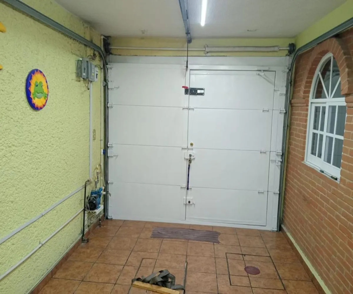 Casa En Venta,Fernando Alba Ixtlaxóchitl,Vialidad 32 L 49, Ecatepec de Morelos, México 55100, 3 Habitaciones,1 Baño,Vialidad,1,pyfelQo