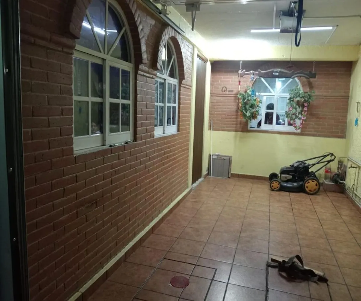 Casa En Venta,Fernando Alba Ixtlaxóchitl,Vialidad 32 L 49, Ecatepec de Morelos, México 55100, 3 Habitaciones,1 Baño,Vialidad,1,pyfelQo