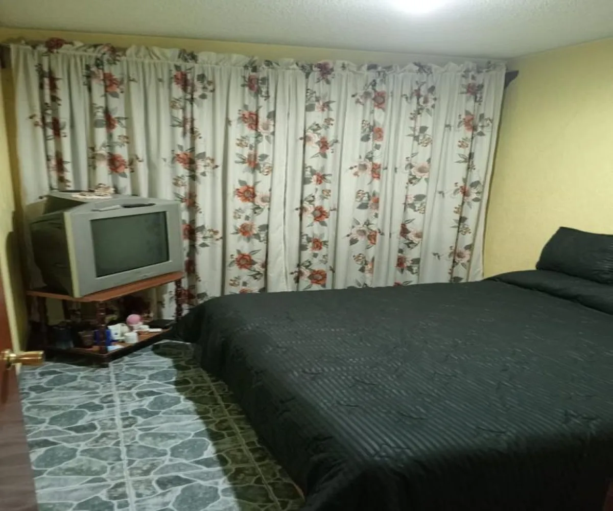 Casa En Venta,Fernando Alba Ixtlaxóchitl,Vialidad 32 L 49, Ecatepec de Morelos, México 55100, 3 Habitaciones,1 Baño,Vialidad,1,pyfelQo