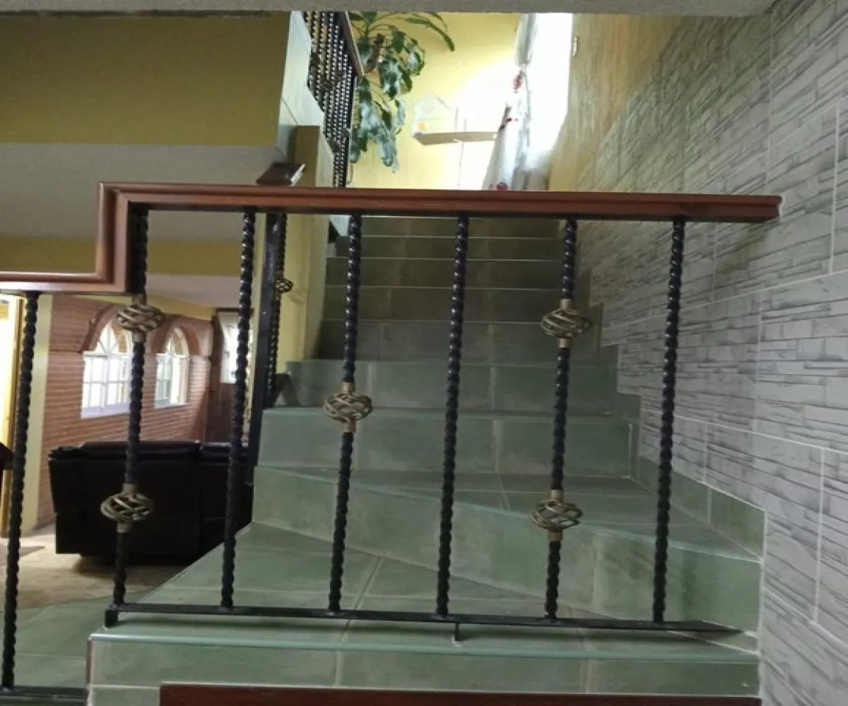 Casa En Venta,Fernando Alba Ixtlaxóchitl,Vialidad 32 L 49, Ecatepec de Morelos, México 55100, 3 Habitaciones,1 Baño,Vialidad,1,pyfelQo