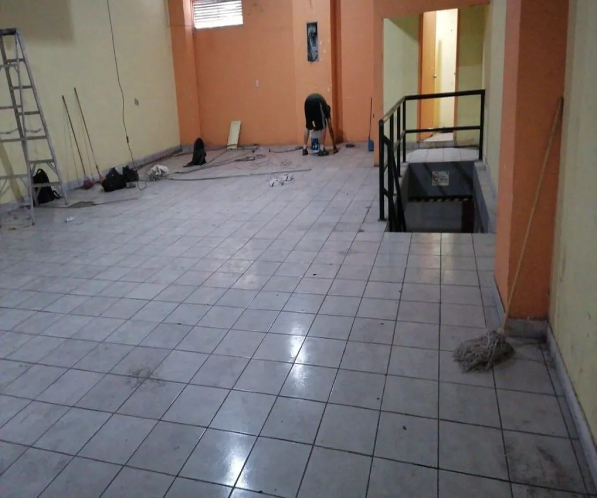 Local En Renta,Zona Centro,Paseo Degollado 90, Guadalajara, Jalisco 44100,1 Baño,Paseo Degollado,1,pBQUvoA