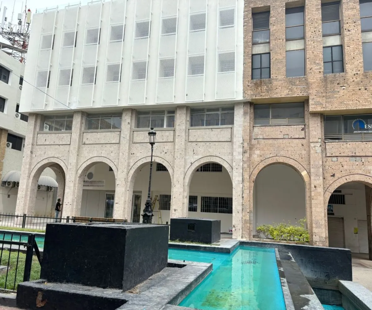 Local En Renta,Zona Centro,Paseo Degollado 90, Guadalajara, Jalisco 44100,1 Baño,Paseo Degollado,1,pBQUvoA