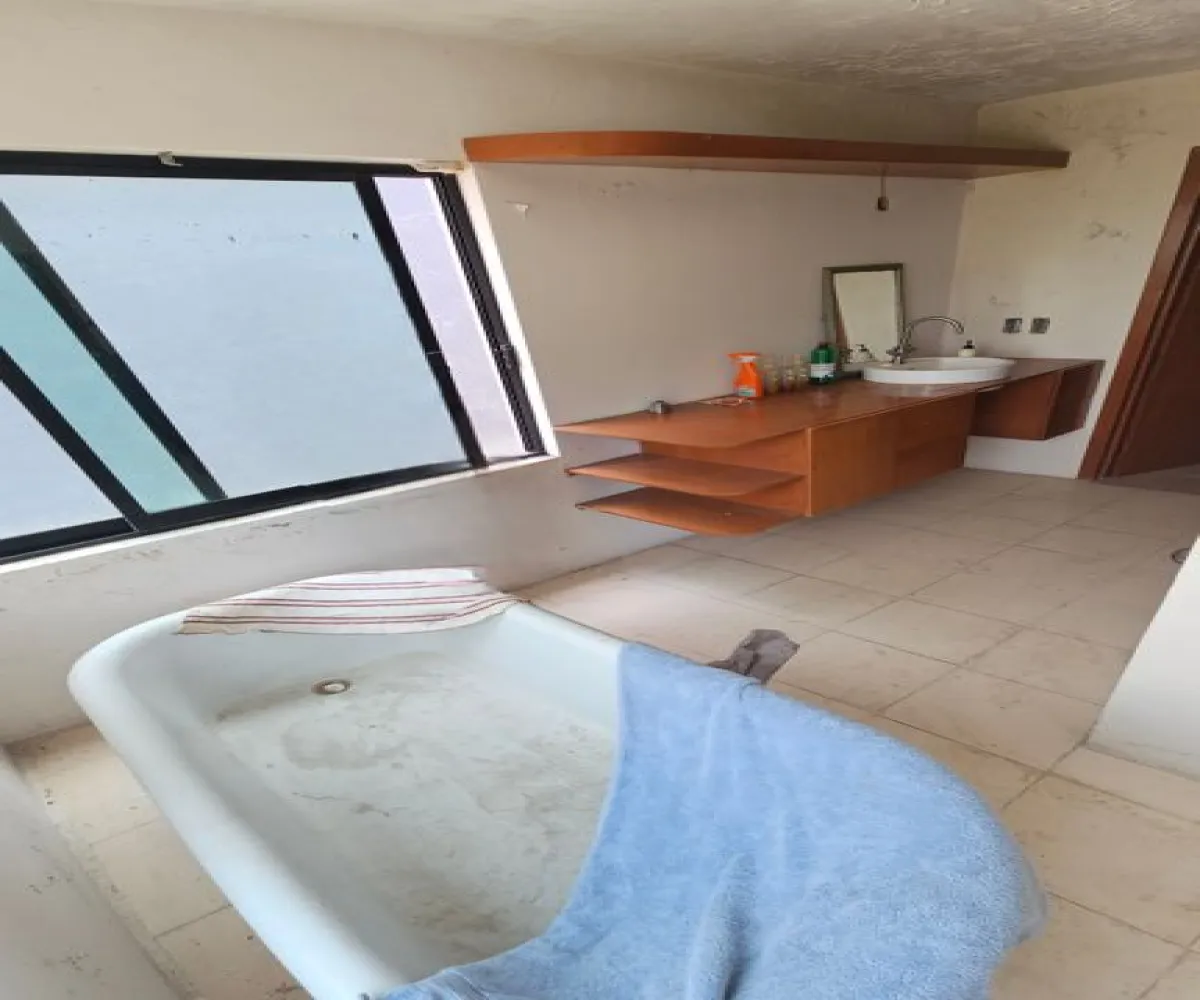 Casa En Venta,Ciudad Bugambilias,Circuito del Lince Norte 3518, Zapopan, Jalisco 45237, 4 Habitaciones,4 Baños,Circuito del Lince Norte,3,p4ajcRB