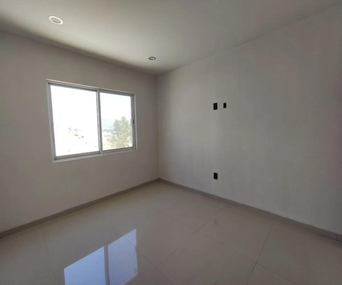Casa En Venta,Cortijo San Agustin,Cerrada del Labrador 14, Tlajomulco de Zúñiga, Jalisco 45645, 3 Habitaciones,2 Baños,Cerrada del Labrador,2,pvN4ZTM
